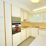 2Br Flat In City Center - Crown 2