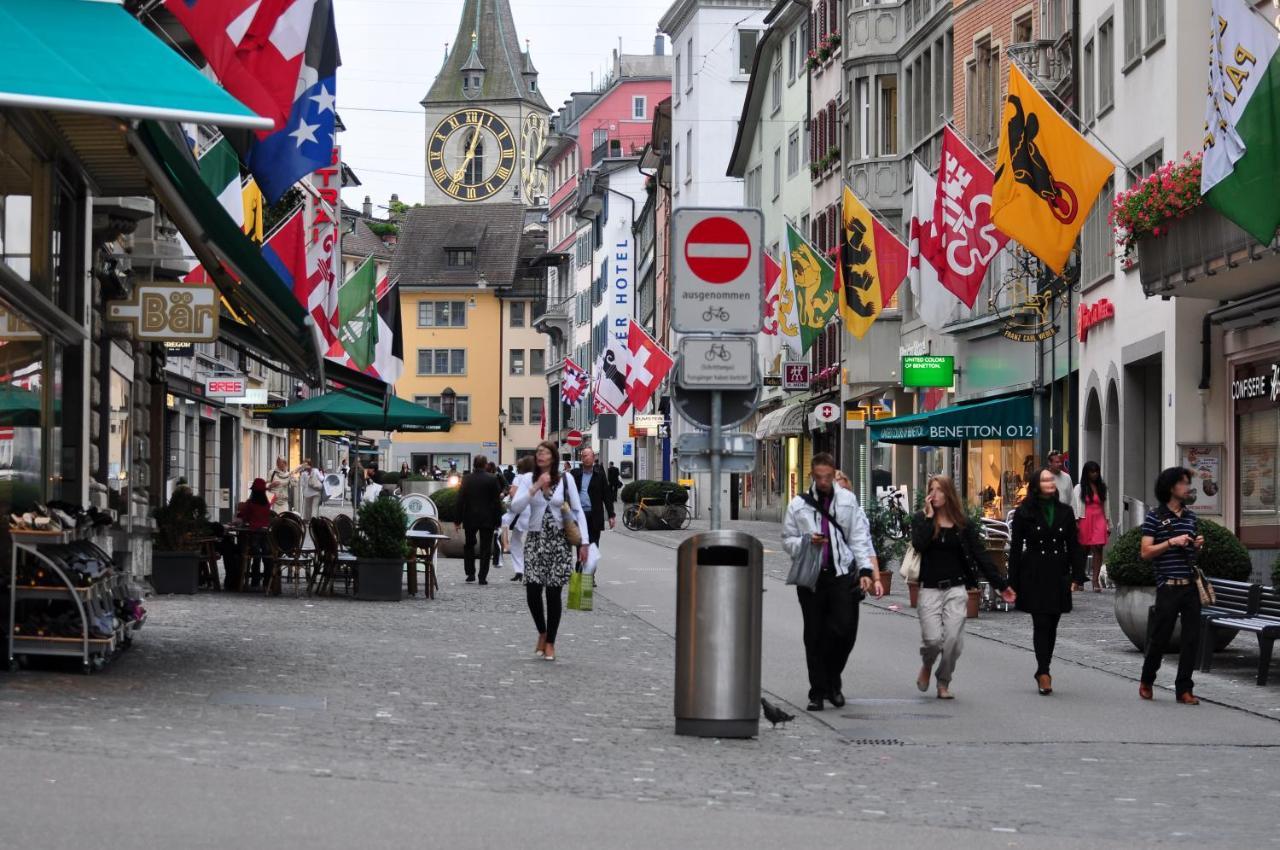 Golden Eye Pedestrian Area Zurich