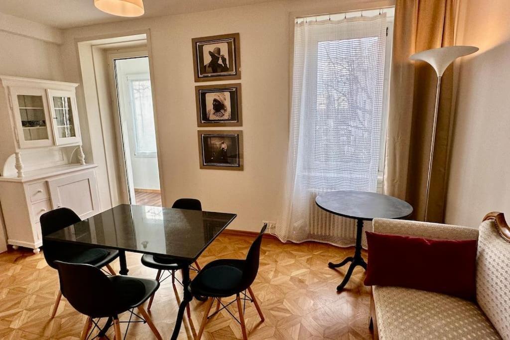 Wunderschoene Gartenwohnung In * Zurich