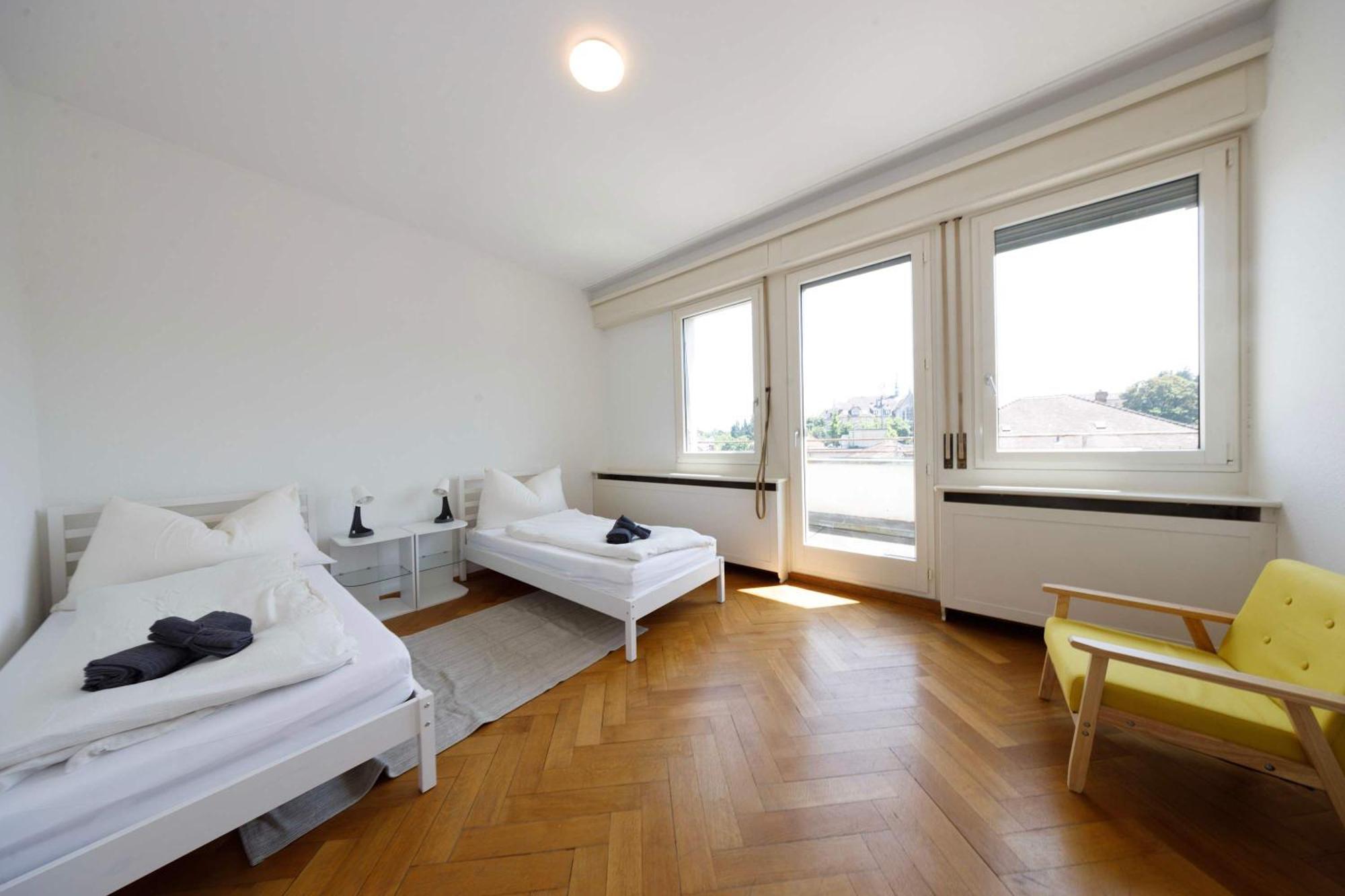 Spacious Huge Terrace & Views Apartment