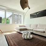 Stilvolle Wohnung In Zuerich Oerlikon! -202-