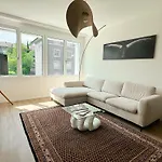 Stilvolle Wohnung In Zuerich Oerlikon! -202-