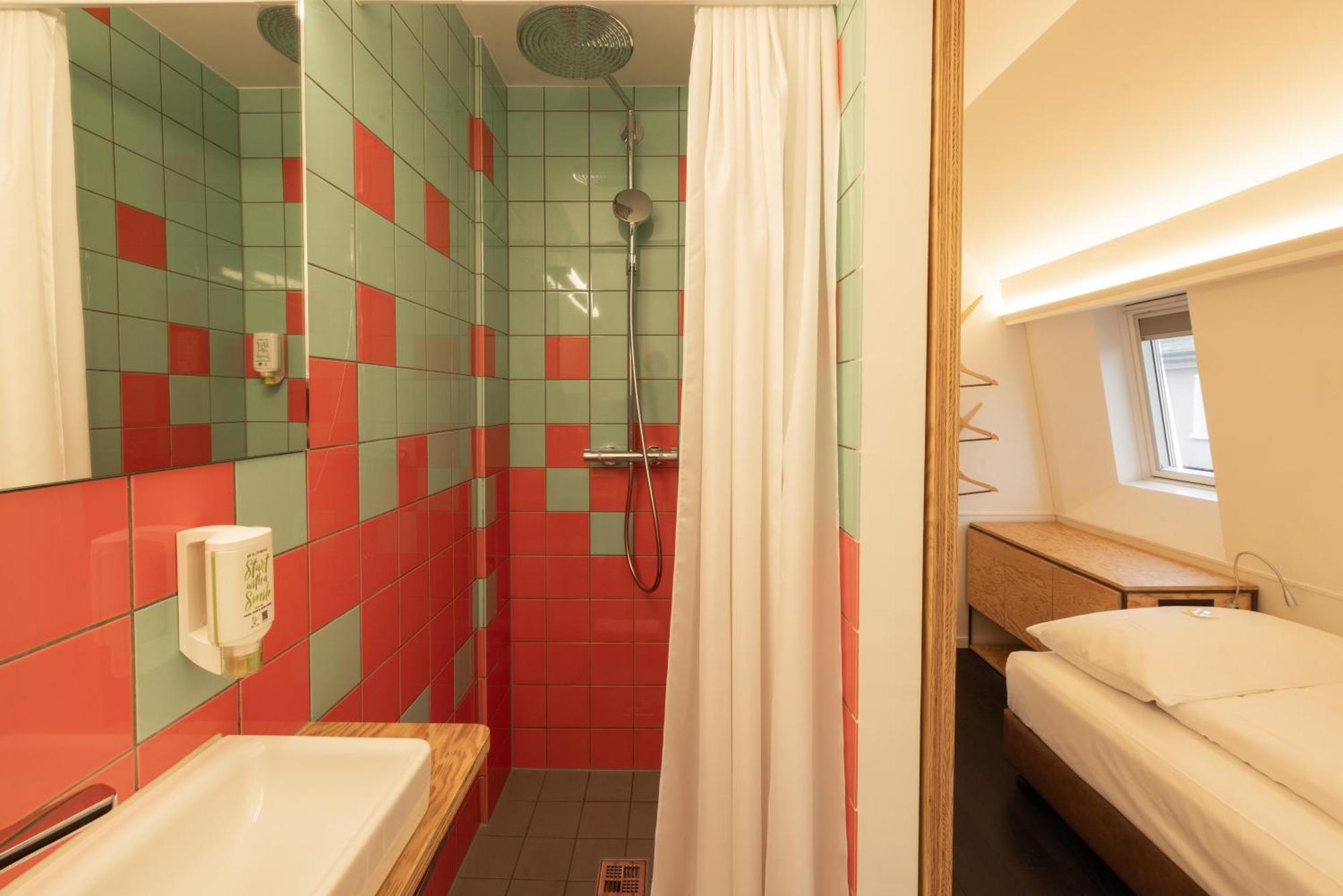 Guest house Fred Hauptbahnhof 2*
