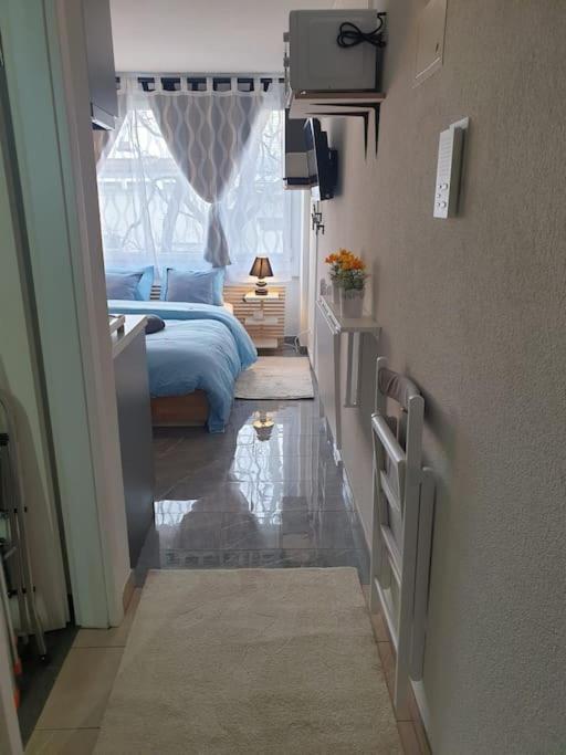 Beautiful Small El Silencio Apartment Zurich