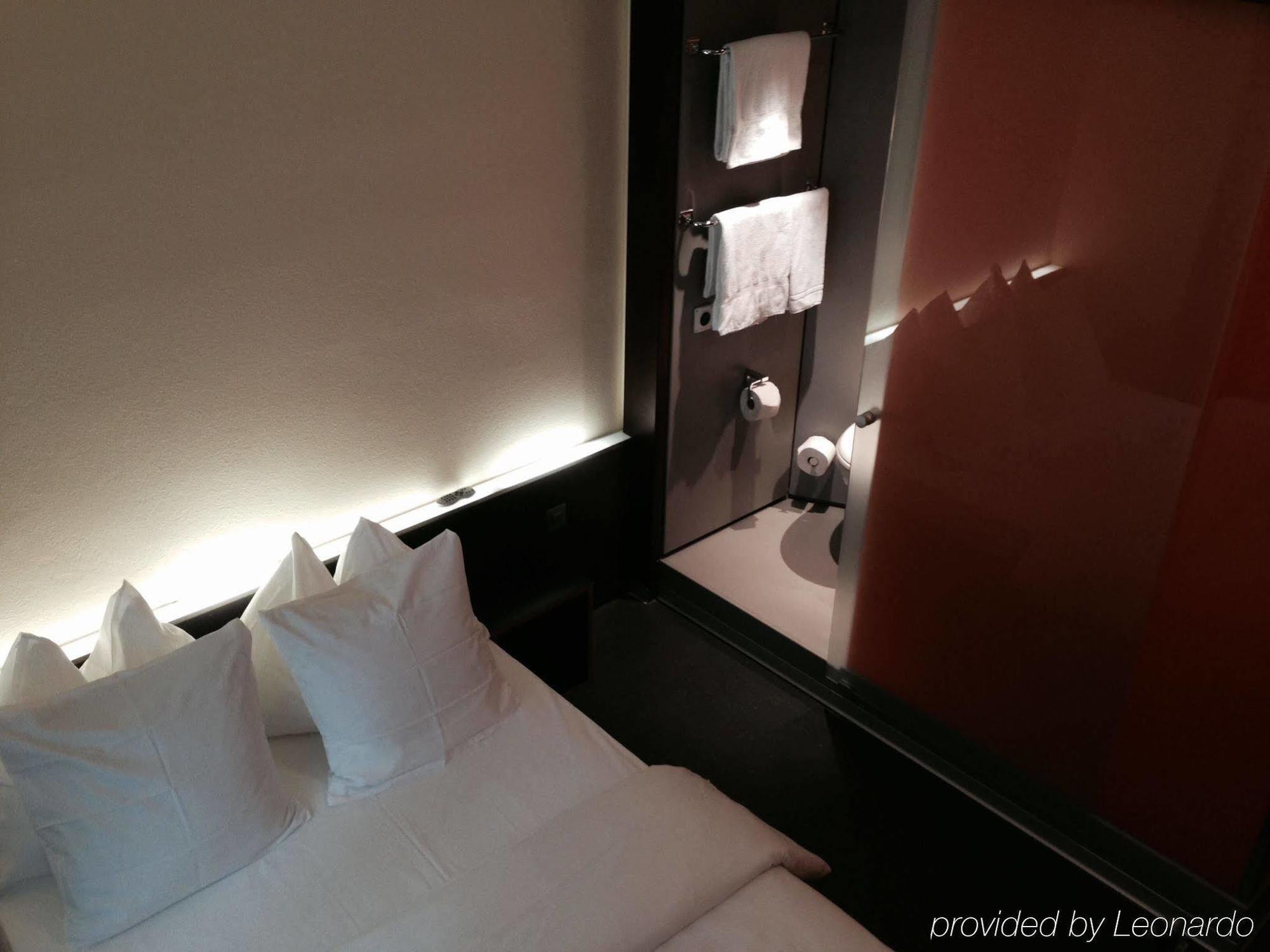 Easyhotel Centre 2* Zurich