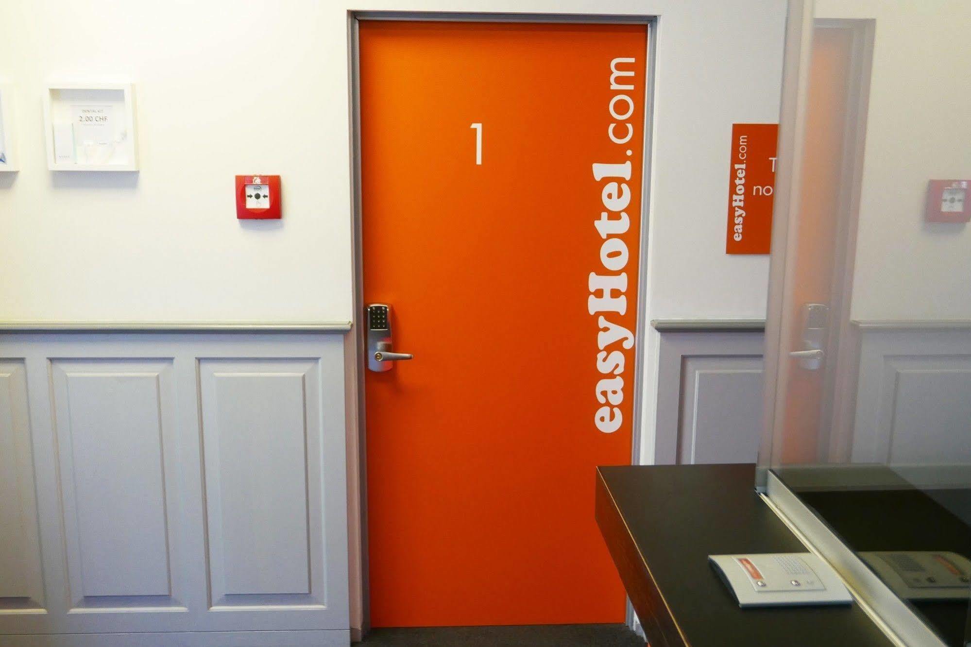 Easyhotel Centre 2* Zurich