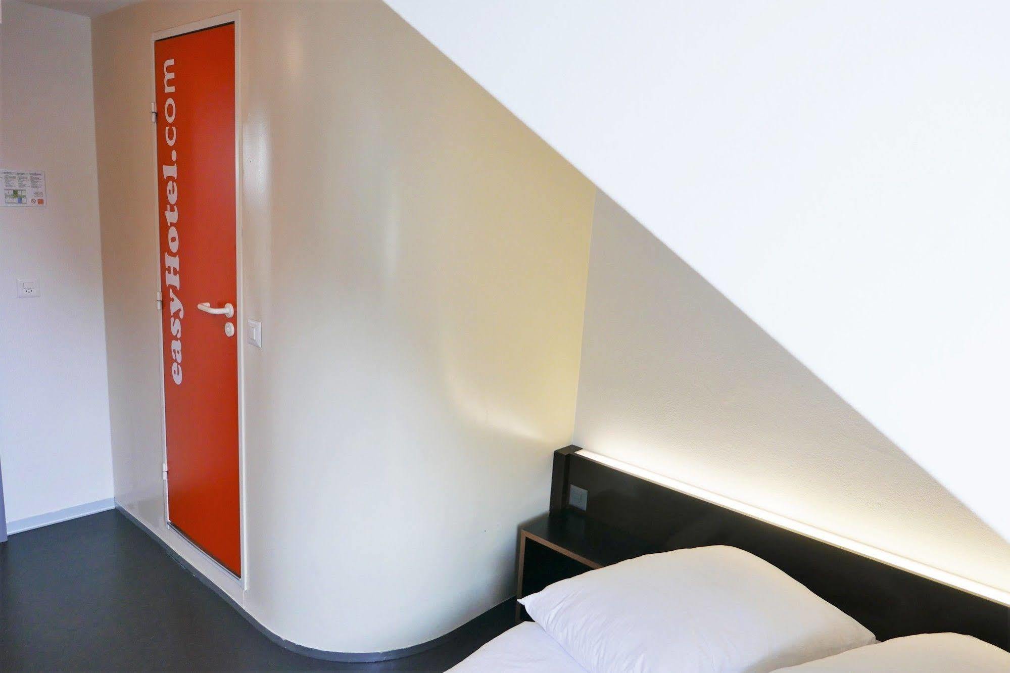 Easyhotel Centre Hotel Zurich
