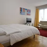 Spacious Studio With Balcony - Vineyard 71