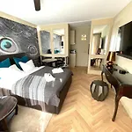 1.5 Room Apartment In Zurichberg