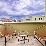 Heaven Rooftop Suite With 2 Balconies -403-