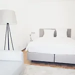 Terrific Studio In The City Centre - Art 2