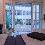 Relaxing Balcony 10Min To Main Station In Old Town