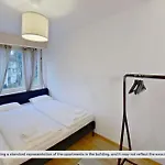 Practical 2-Bed Apartment Near Seebach