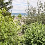 4 Room Flat - 3 Bedroom, Balcony With Lake View Hwa5