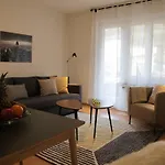 Apartment On 107 Manessestrasse