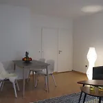 Apartment On 107 Manessestrasse