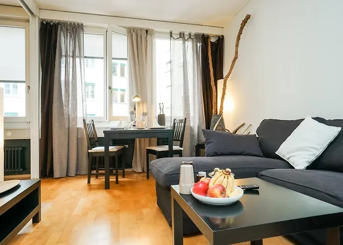 2 Room Suite In The Heart Of Zurich With Own Washing