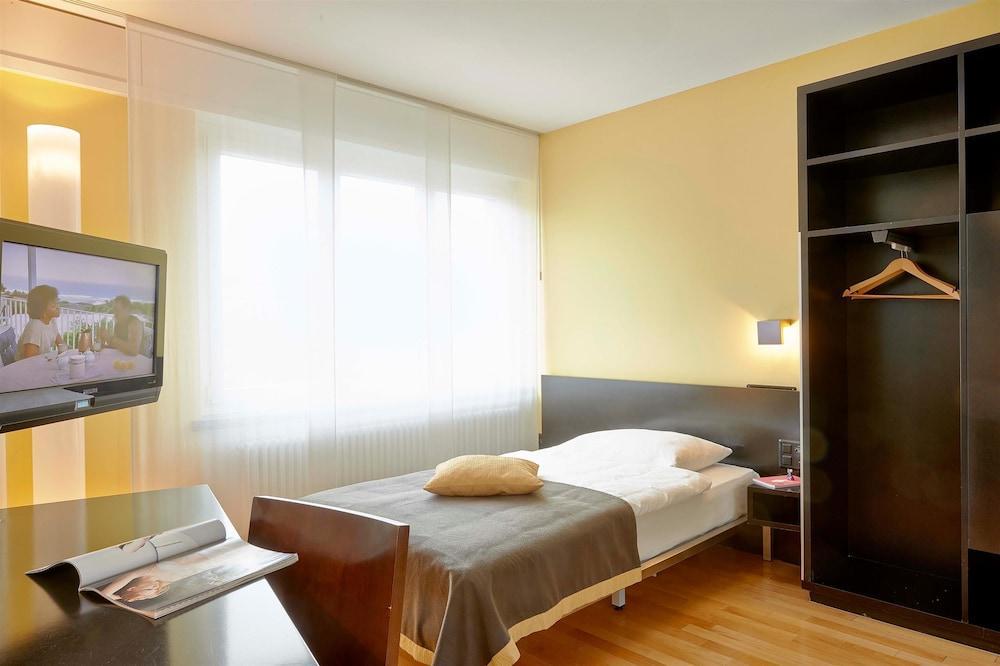 Boutique Seefeld Zurich