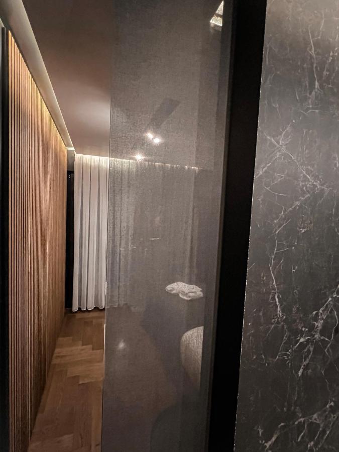 Black Diamond Apartment Zurich