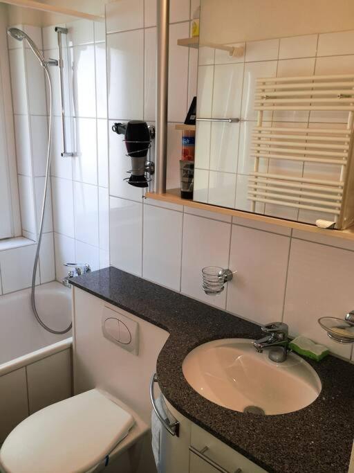 Superbly Appointed 2,5 Room, 1 Bedroom ,yes! Self Check-in! * Zurich
