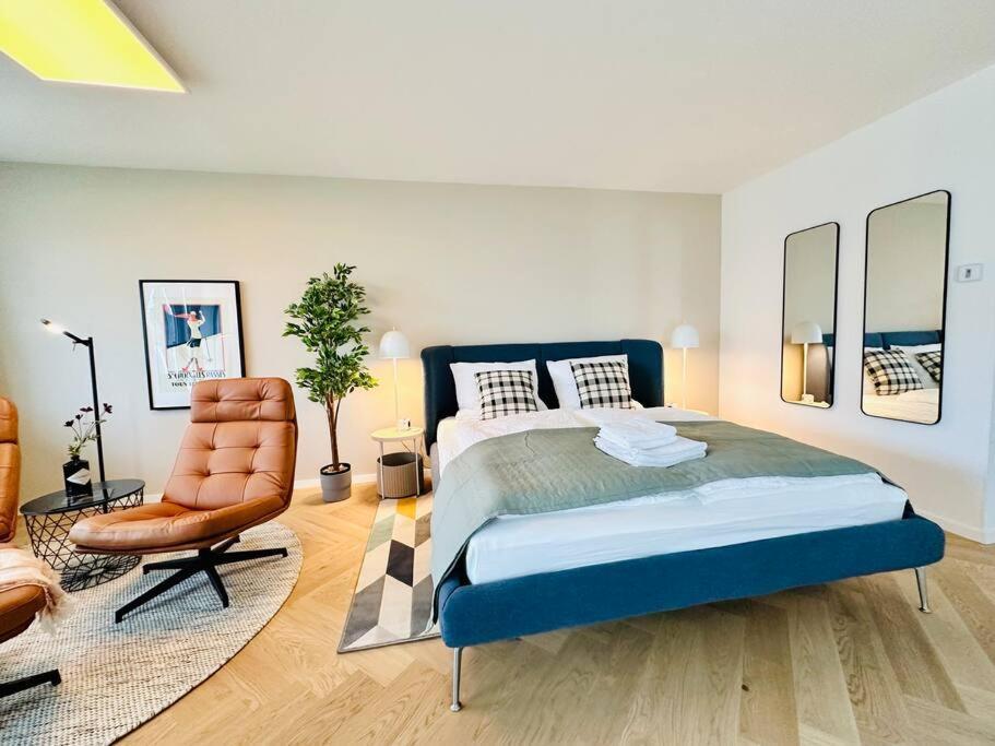 Modern With Balcony * Zurich
