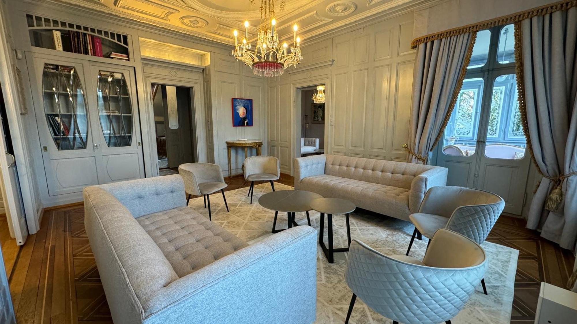 Entire Villa, Your Private Luxury Escape With In House Staff Zurich