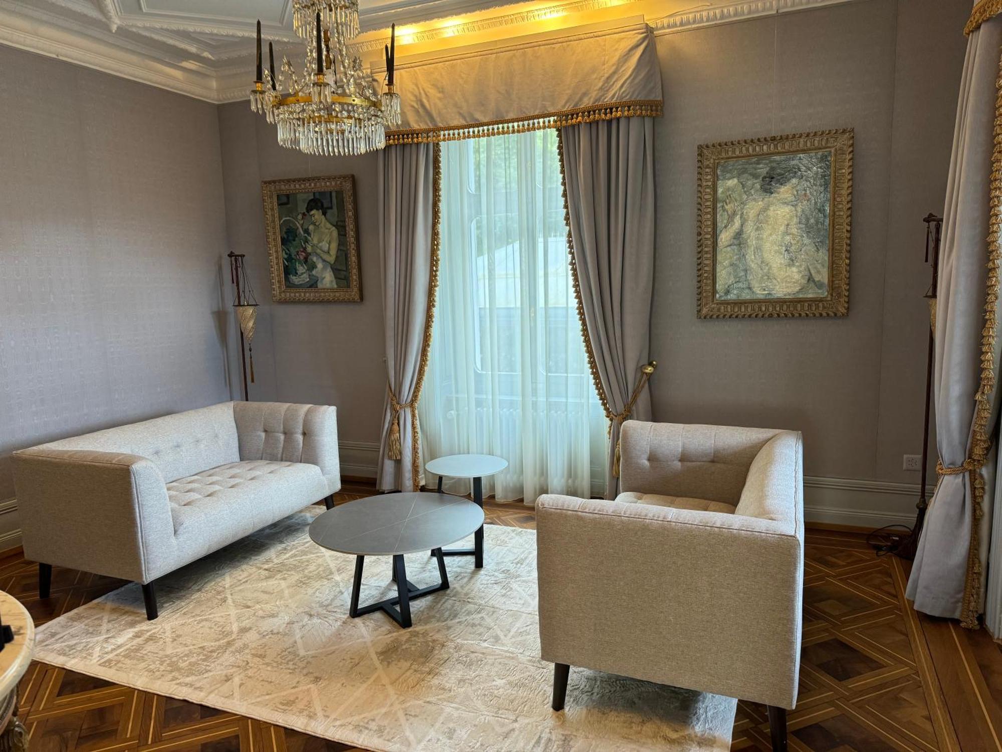 Villa Entire Villa, Your Private Luxury Escape With In House Staff *