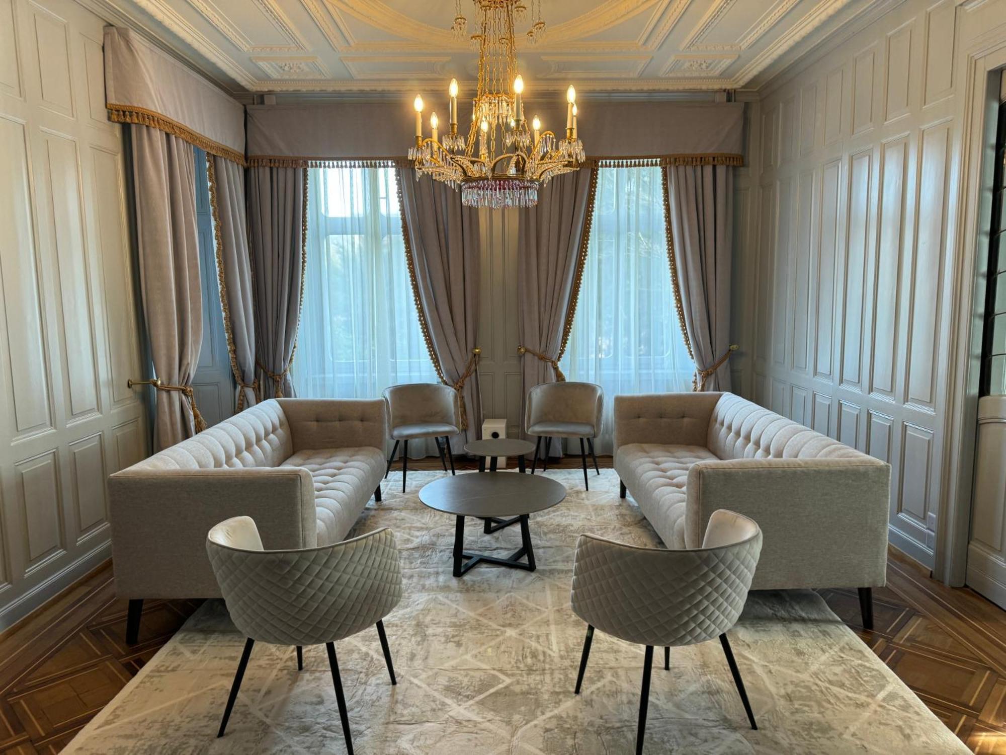 Villa Entire Villa, Your Private Luxury Escape With In House Staff Zurich