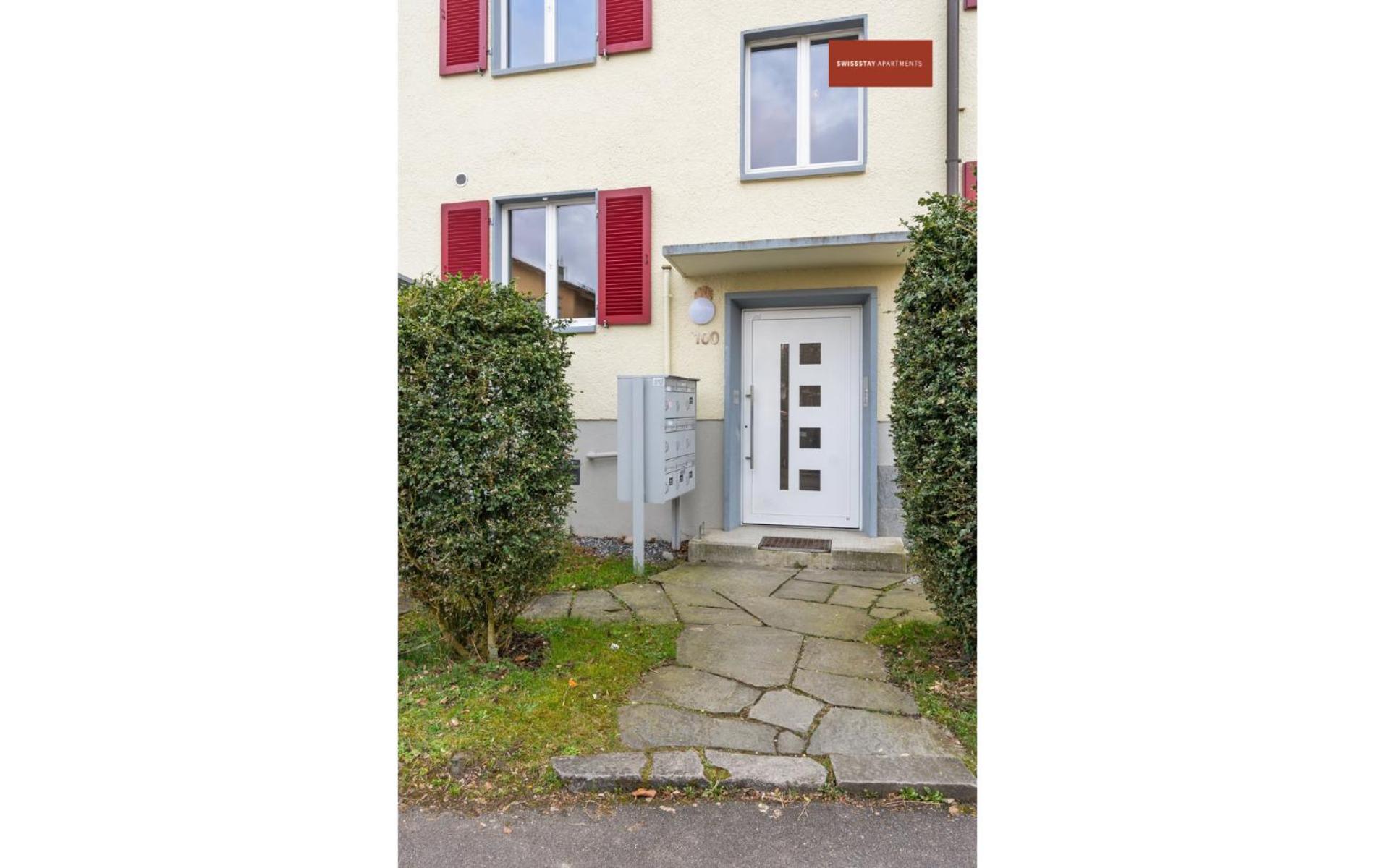 Apartment Charming In Zurich