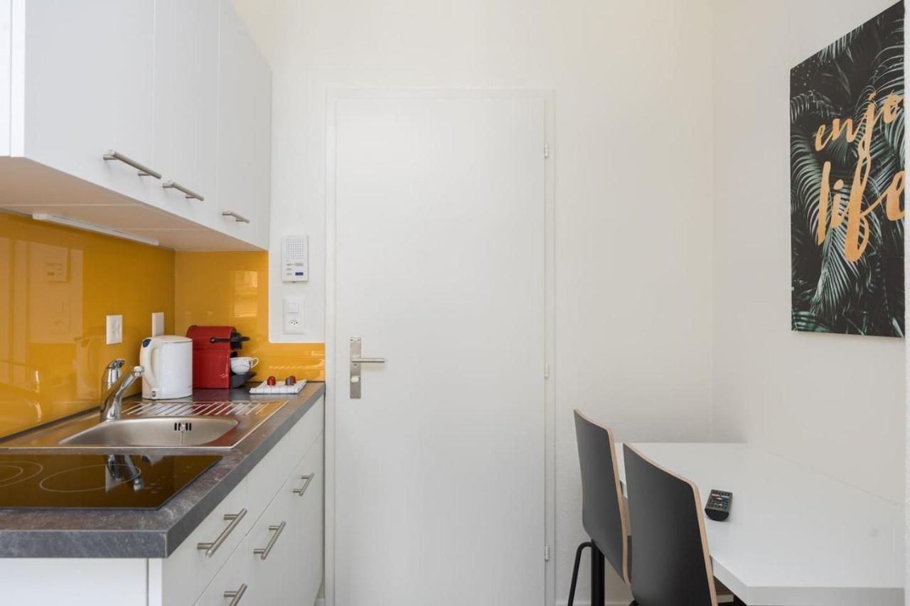 Apartment Urban Oasis With Queen Bed And View Be-53 *