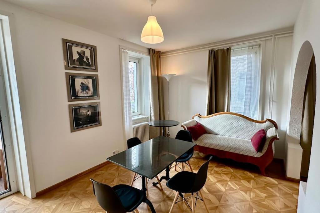 Wunderschoene Gartenwohnung In Apartment Zurich