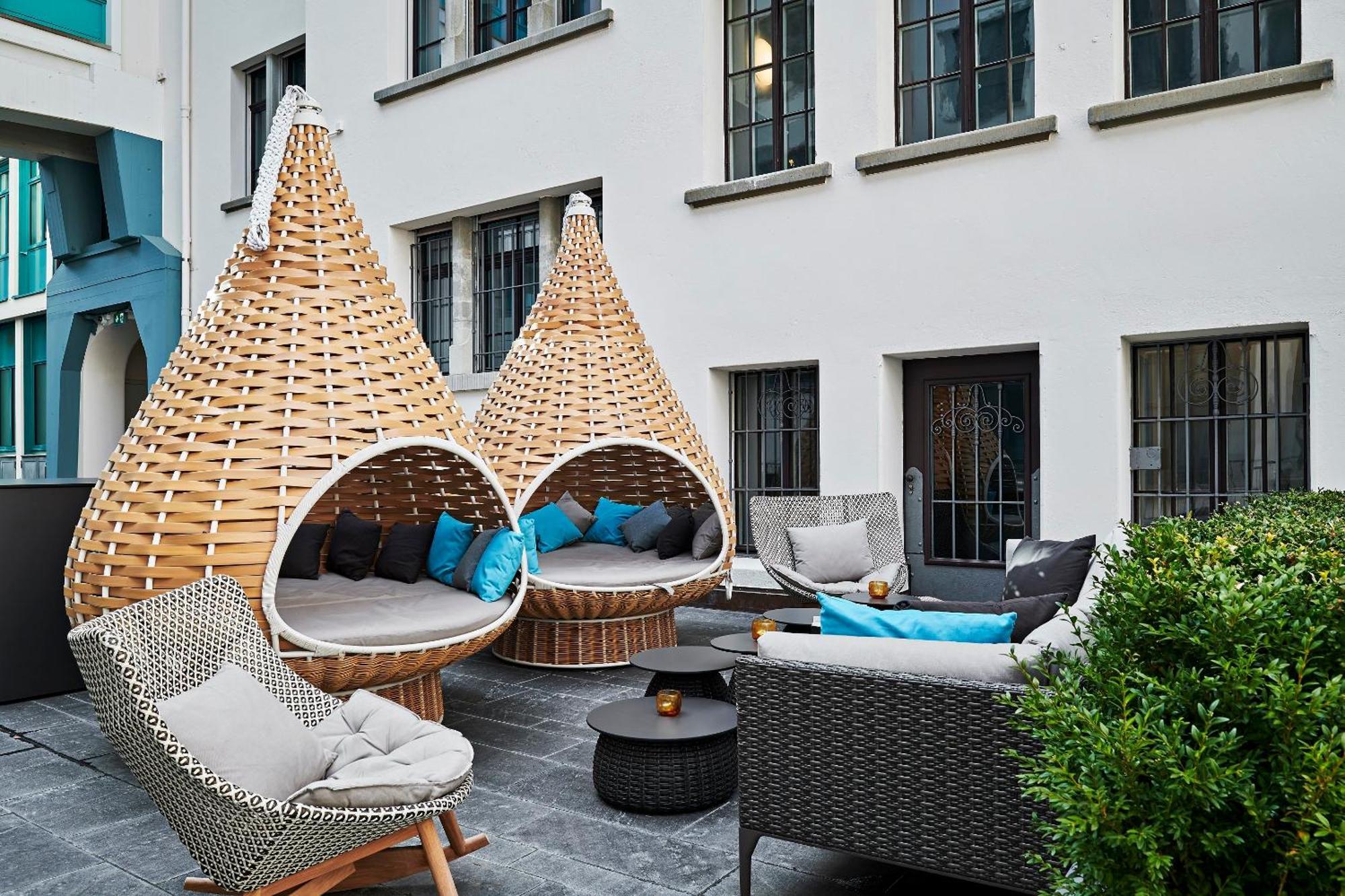 One Zurich