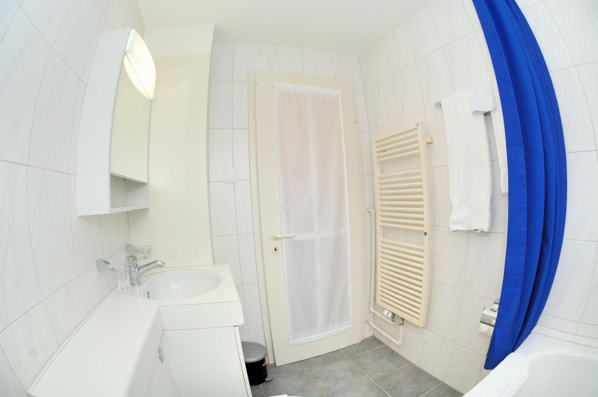 City-studio - Crown 31 Apartment