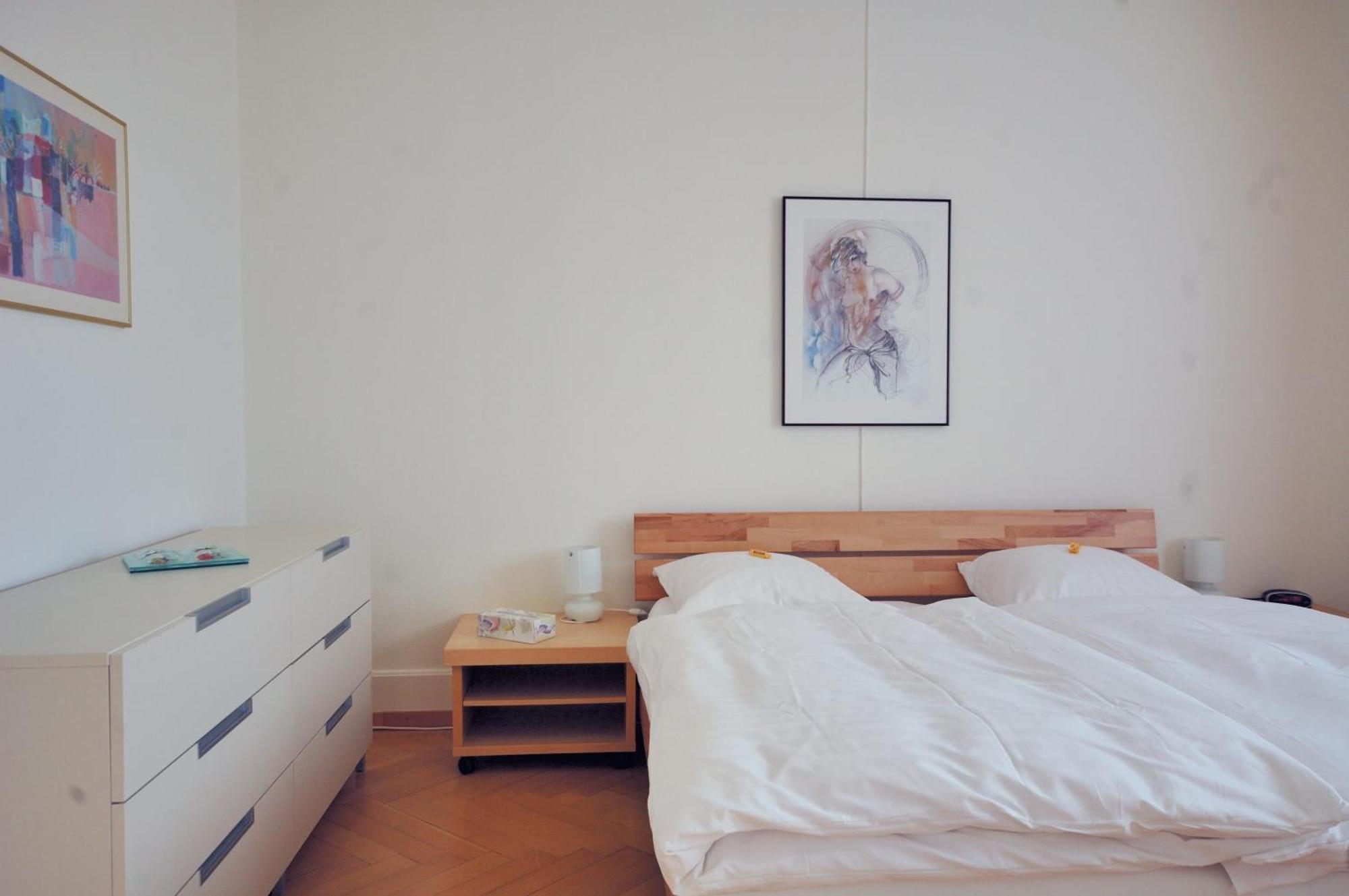 Apartment Spacious 2-bedroom Near - Stardust 32 Zurich