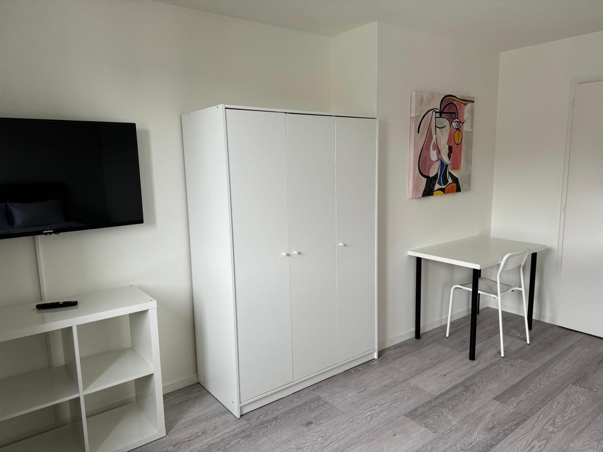 Apartment Urban Oasis With Queen Bed And View Be-54