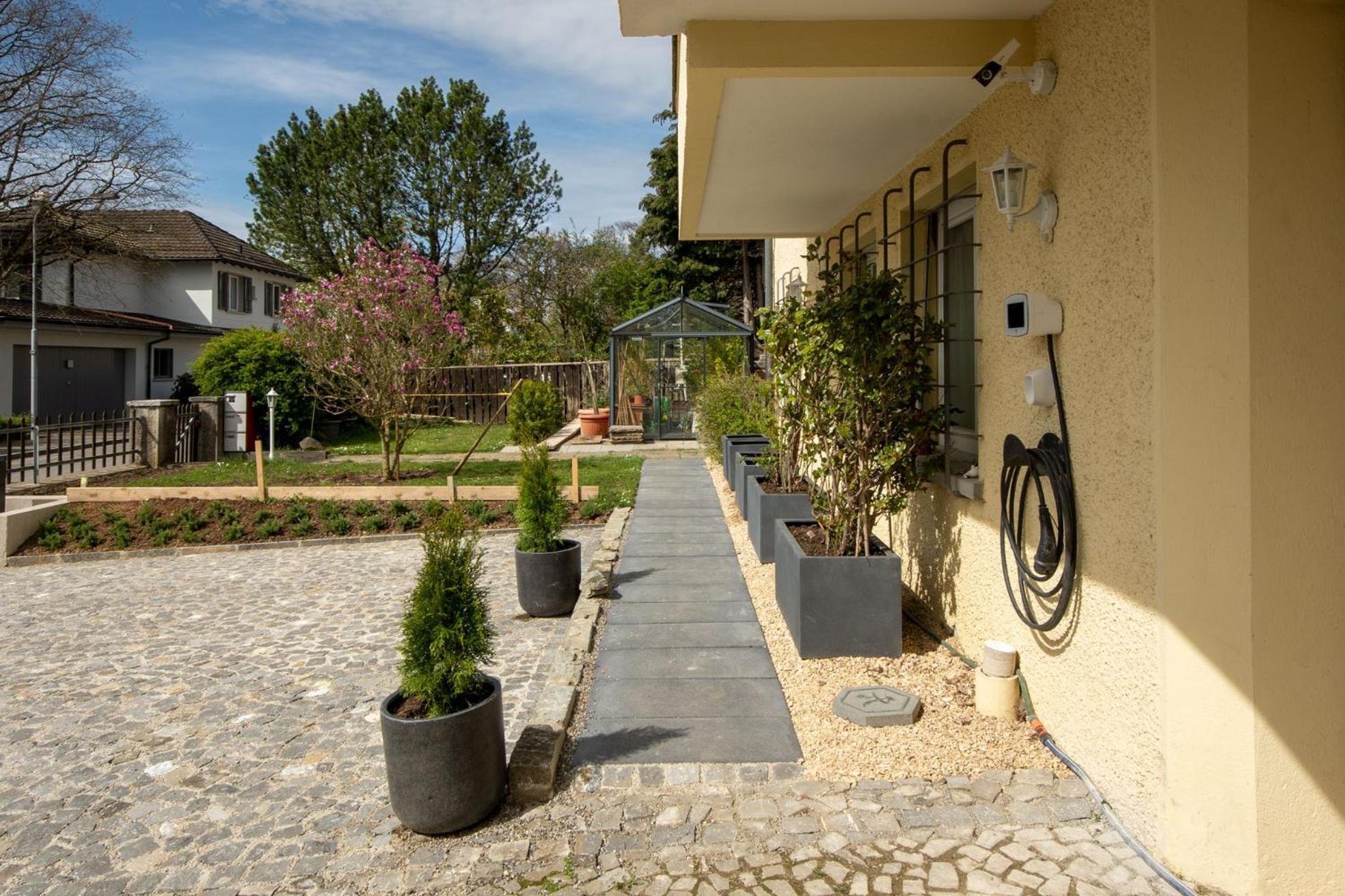Luegete 28, Witikon Apartment Zurich