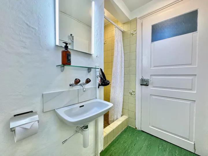 Apartment Citycentral 2 Bedroom Flat Near Main Station