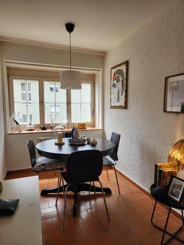 Taylor Swift - 20 Mins From Concert Apartment Zurich