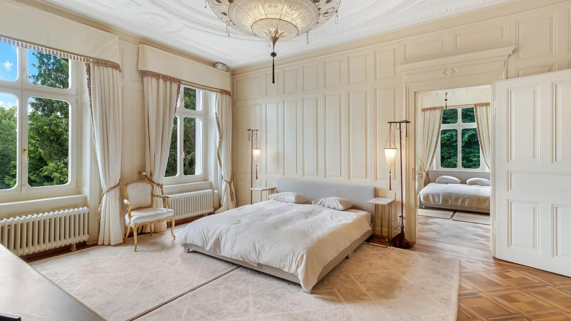Entire Villa, Your Private Luxury Escape With In House Staff * Zurich