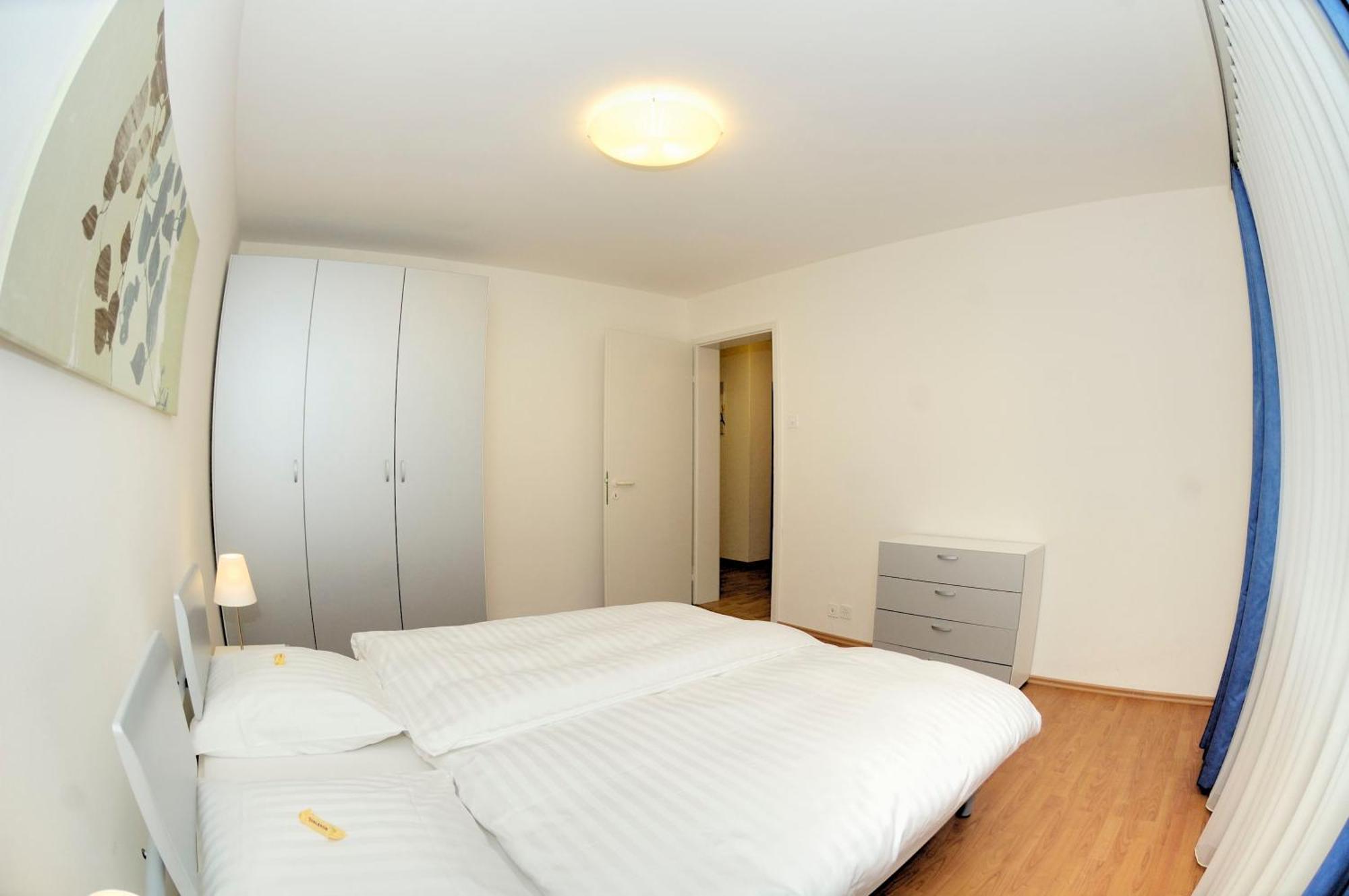 2br Flat In Center - Crown 2 Zurich