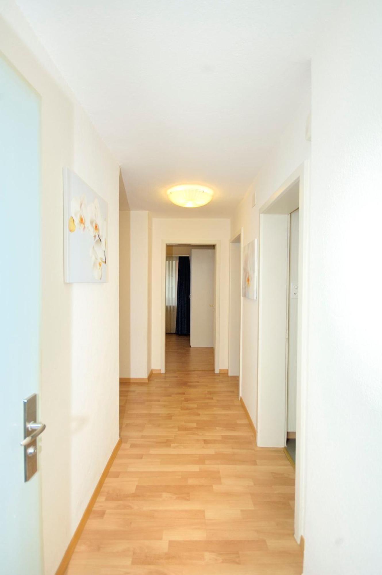 Apartment 2br Flat In Center - Crown 2 Zurich
