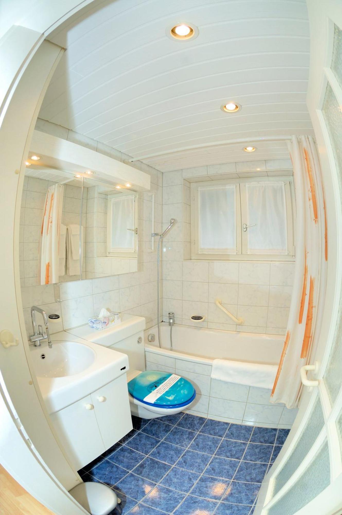 2br Flat In Center - Crown 2