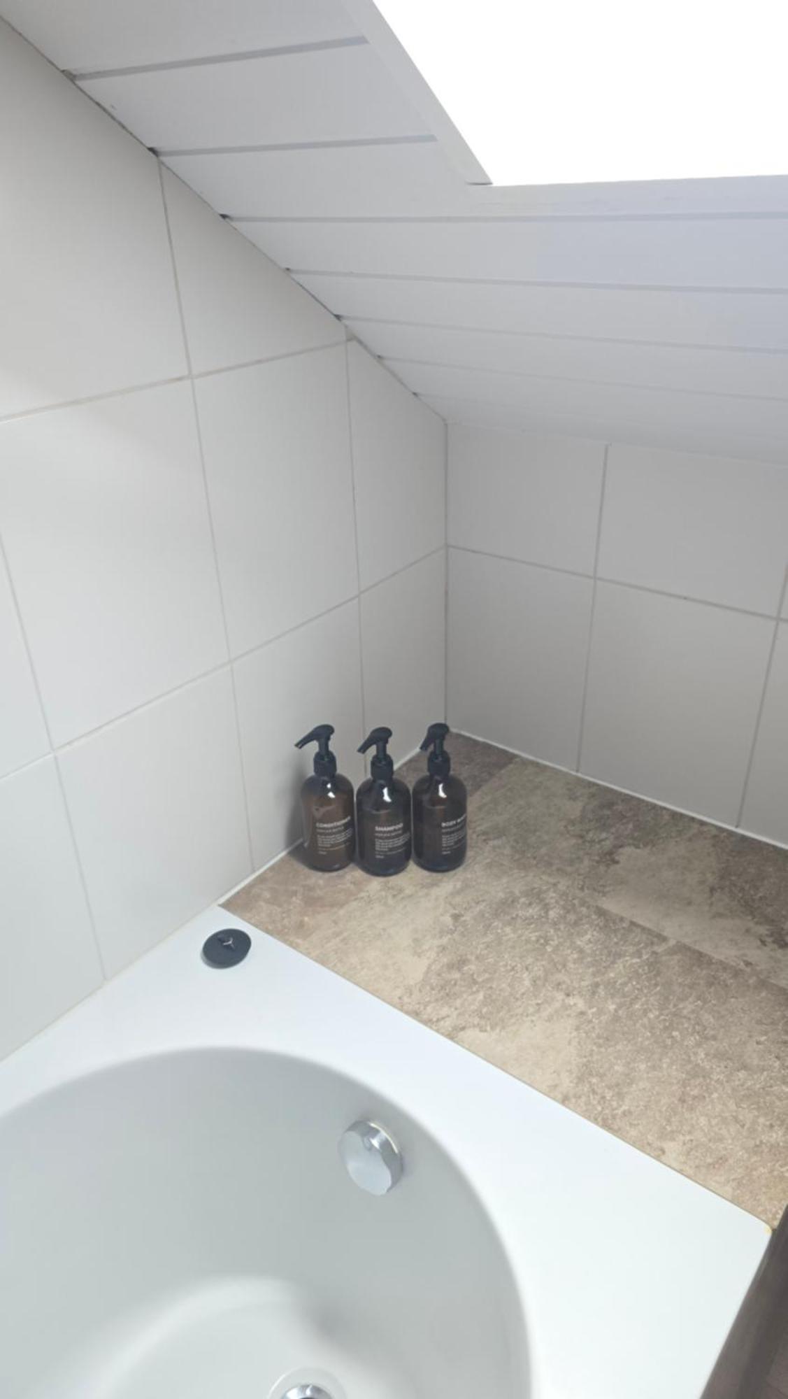 Apartment Cozy With Roof Terrace For 3 *