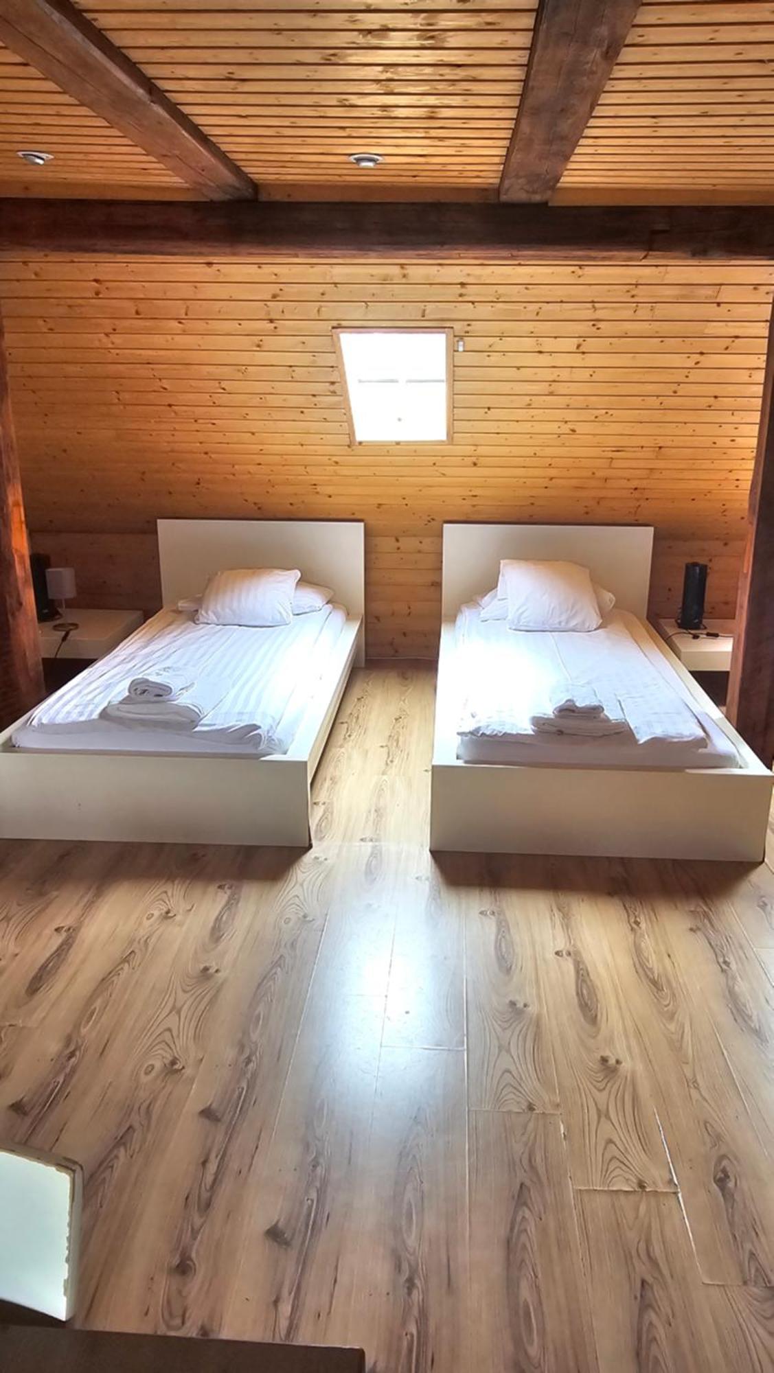 Apartment Cozy With Roof Terrace For 3 *