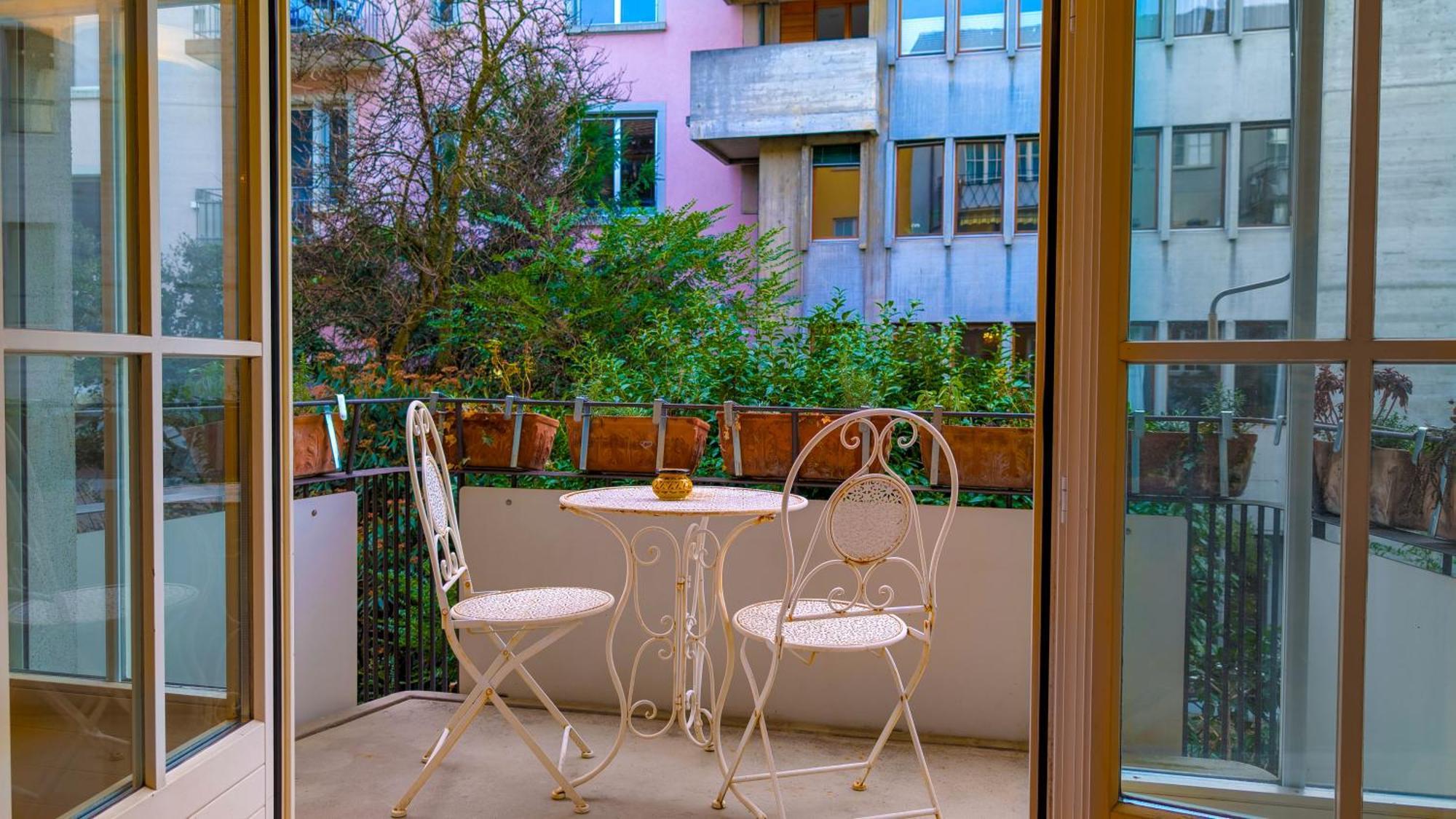 Apartment Relaxing Balcony 10min To Main Station In Old Town Zurich