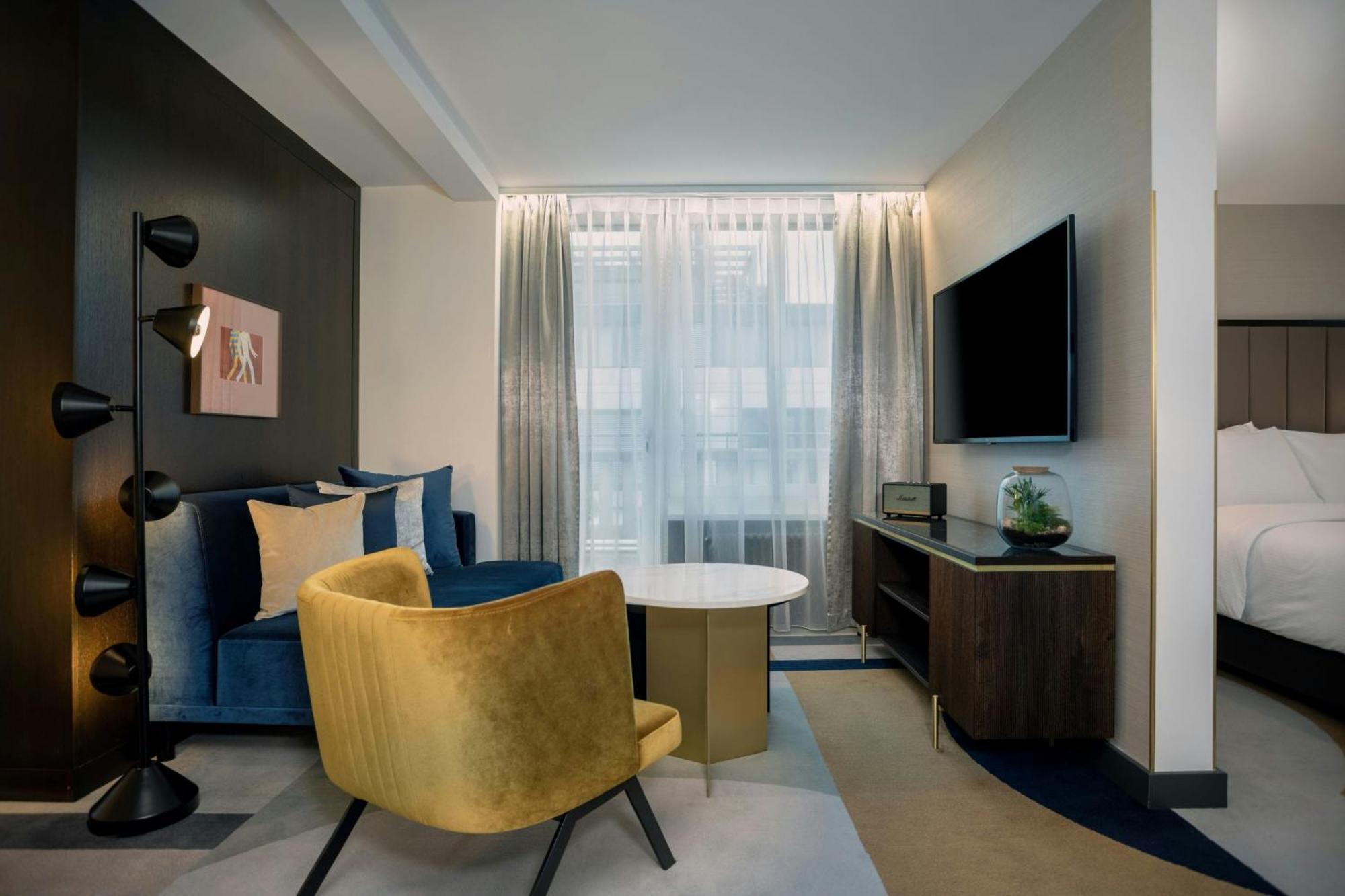 Neues Schloss Privat Zurich, Autograph Collection Zurich