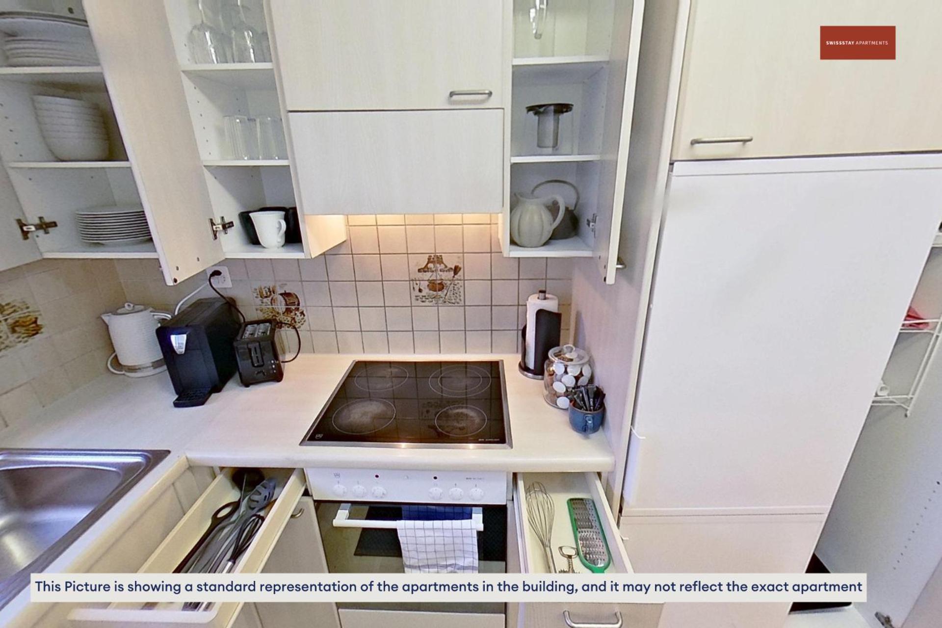 Simple 2 Bedroom With Essentials Apartment Zurich