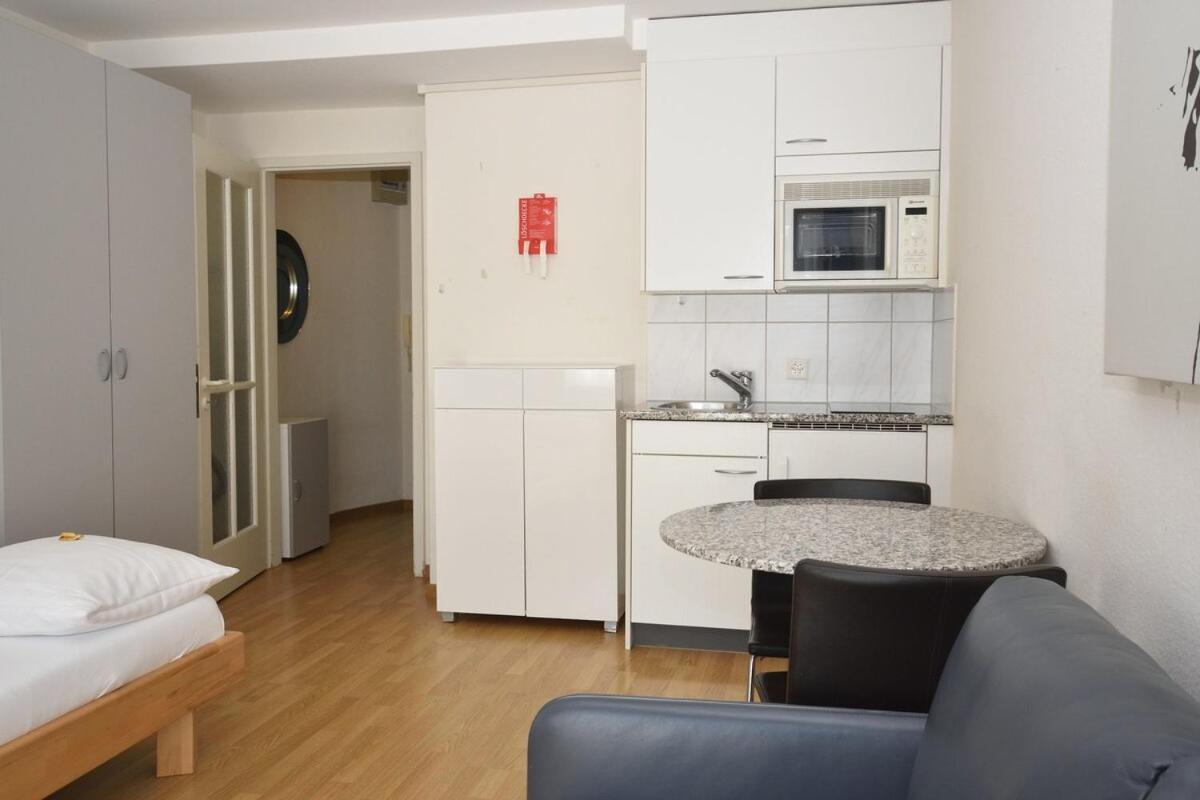 Cute In The Center - Crown 42 Apartment Zurich