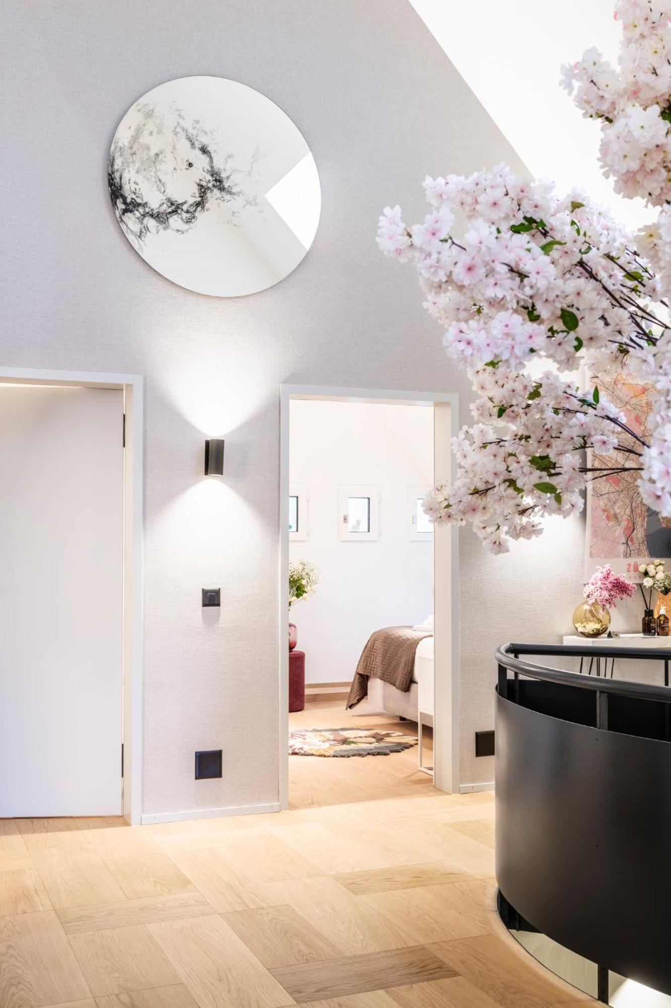 Boutique I Lux I Rooftop Terrace I Free Parking I Bahnhofstrasse Zurich