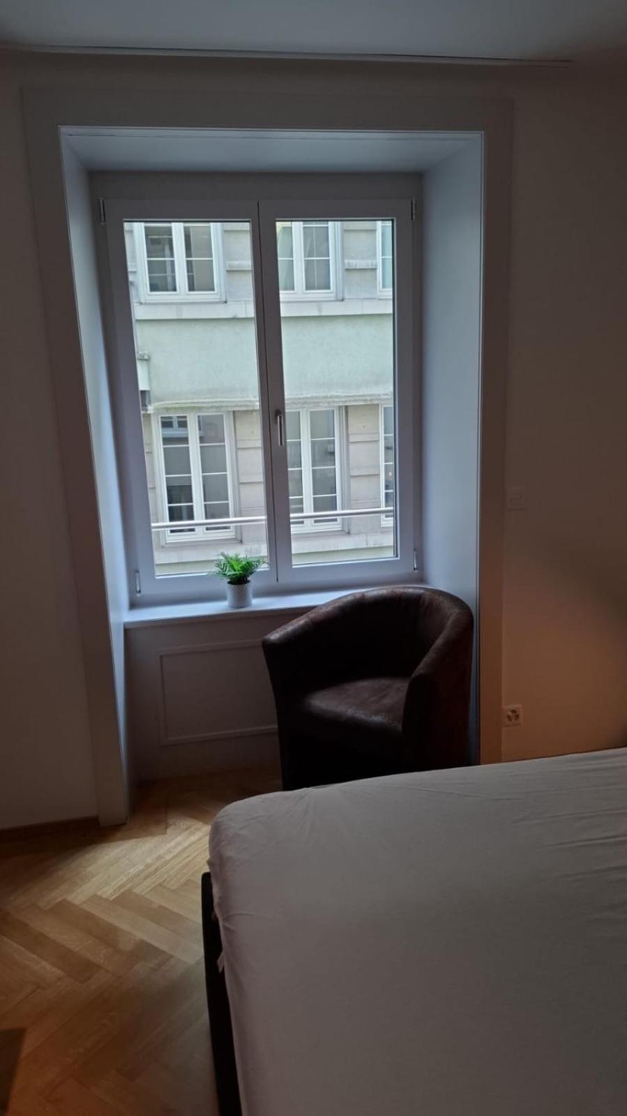 Station Apartment, 2 Bedroom & Sofabed Apartment Zurich